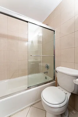 Rented by Julianna Realty Corp | media 10