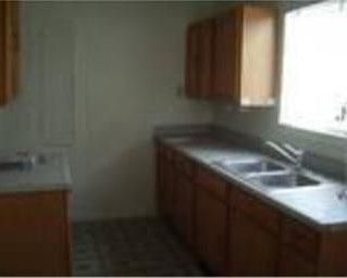2nd image of 968 Orme Ave