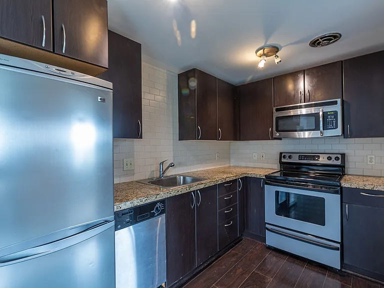 The Palms Apartments | 1 MONTH FREE! — Photo 18