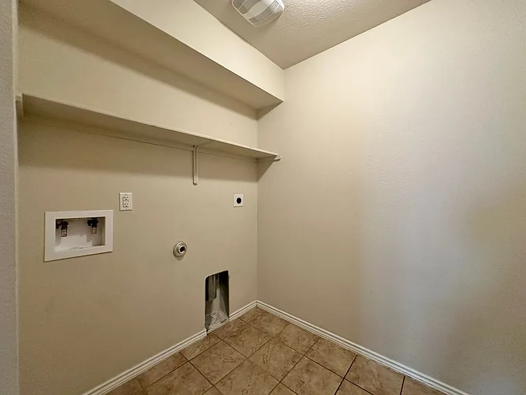 3414 Parkmill Dr — Photo 35