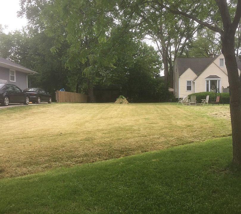 1st image of 215 Elder Dr