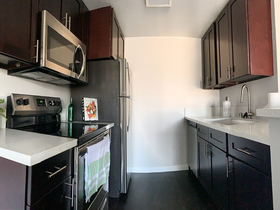 9404 Apartment Homes Apartment Rentals Los Angeles, CA Zillow