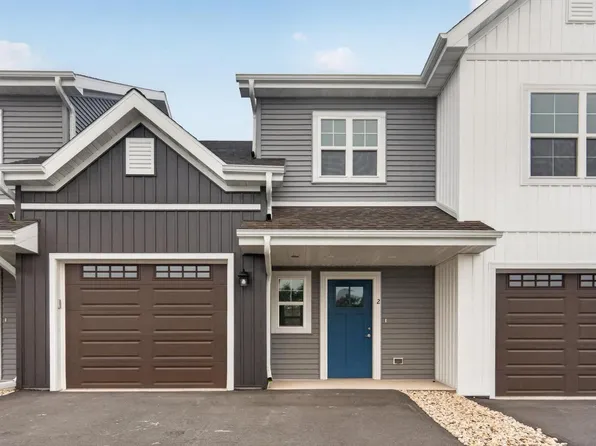1675 Reigle DRIVE #2, Kewaskum, WI 53040