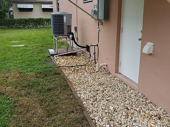 4th image of 3811 NW 58th Pl
