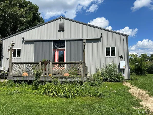 255 Kimber Rd, Dongola, IL 62926