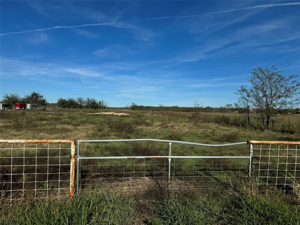 8213 County Road 148, Kaufman, TX 75142