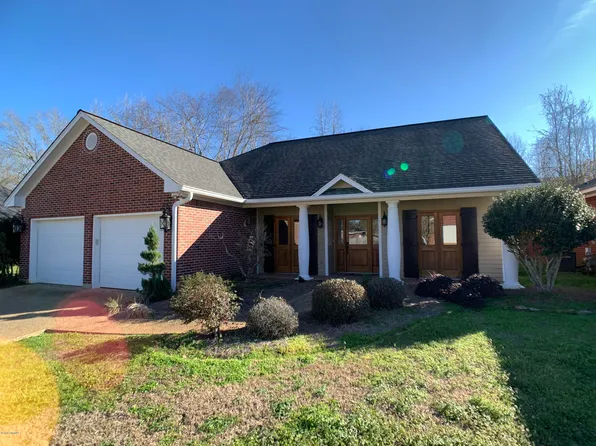 446 Pinehurst Dr, Meridian, MS 39305