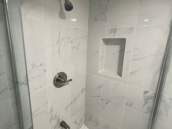 4th image of 9049 181st St #1