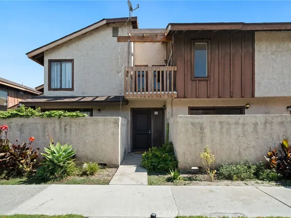 8045 70th St, Paramount, CA 90723