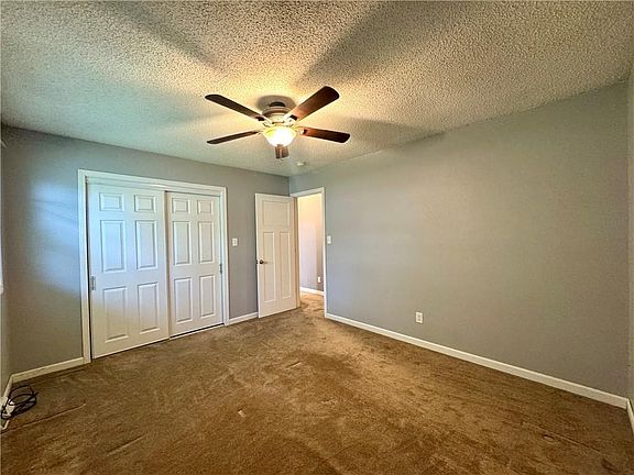 5th image of 1627 N Ray Ave