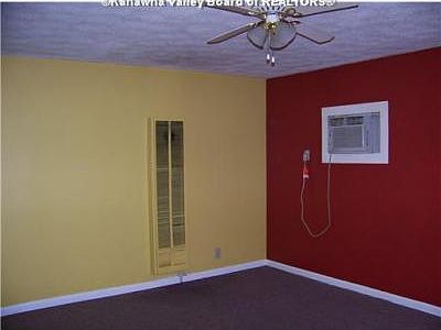 3rd image of 2715 Chesterfield Ave