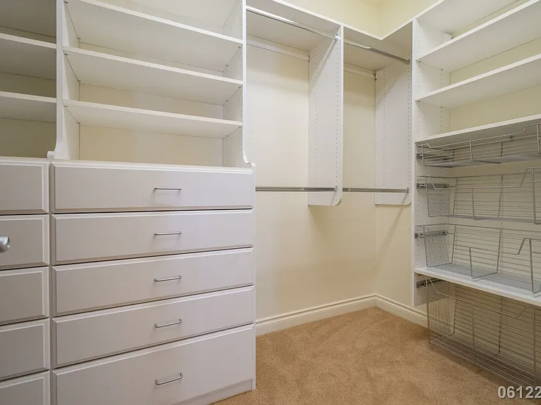 1058 Koko Kai Pl — Photo 35