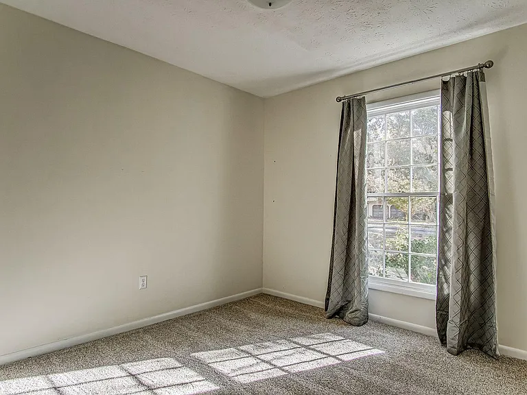 150 Arthur Cir — Photo 20