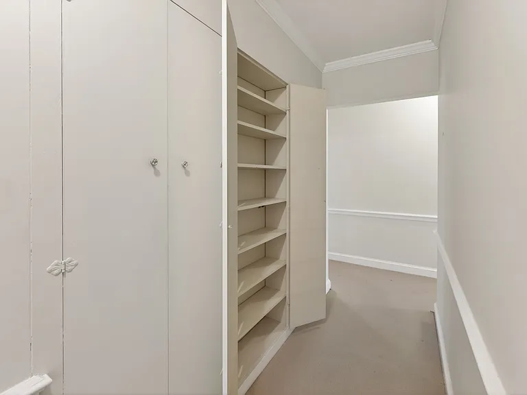 535 E Rio Rd — Photo 17