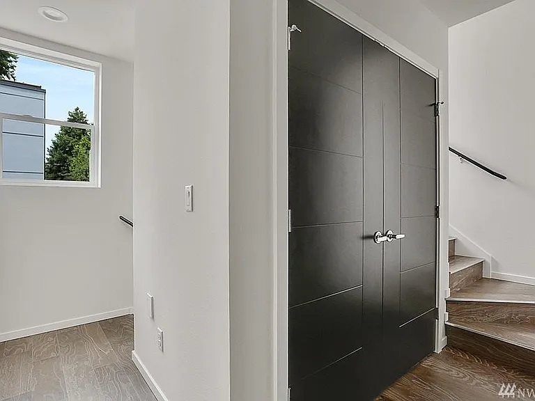 5447 Fauntleroy Way SW #A — Photo 13