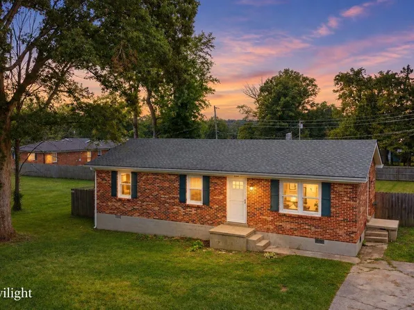 324 Farmers Ln, Frankfort, KY 40601