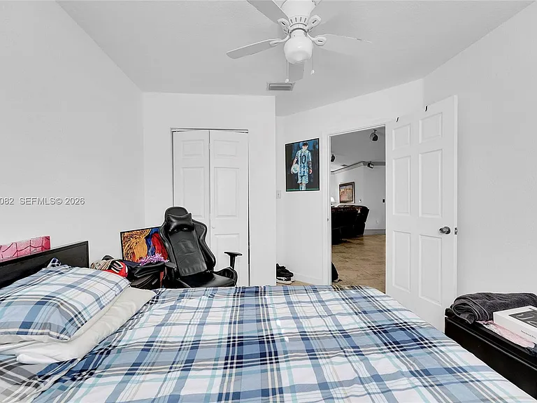 5520 NW 49th Ave — Photo 12