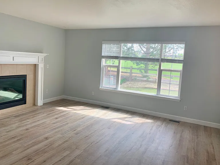 9277 Melborne Ct — Photo 5