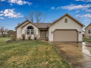 220 Reserve Rd, West Seneca, NY 14224