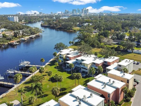 2424 W Tampa Bay Blvd APT A210, Tampa, FL 33607