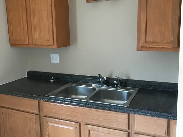 514 Jefferson Ave — Photo 1