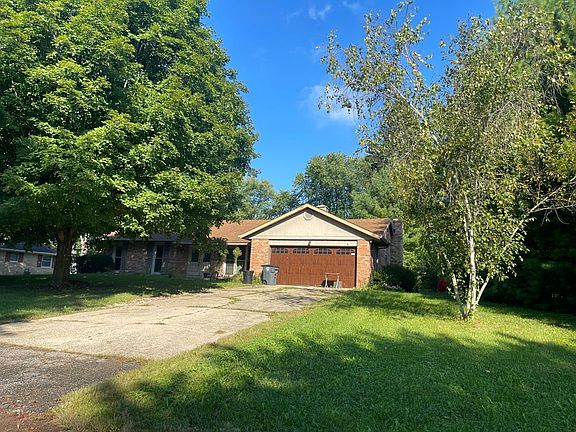 2nd image of 808 Morning Glory Ln