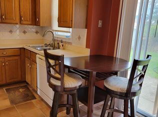 19625 Meier St, Roseville, MI 48066