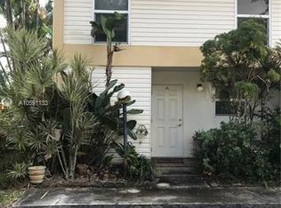 3320 Simms St #11A, Hollywood, FL 33021