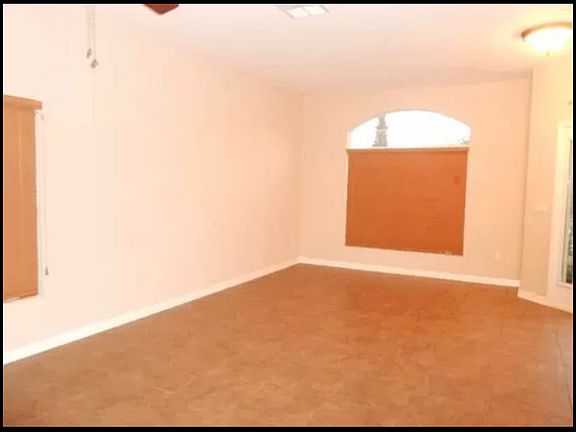 3rd image of 15115 Stonebriar Way