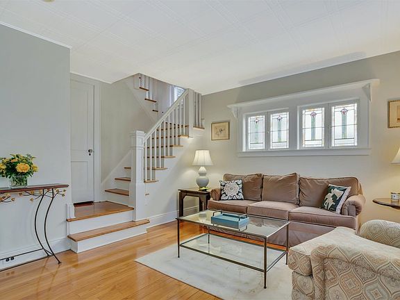 3rd image of 106 Rodney Pl