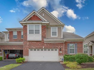 1028 Ravendale Ct, Naperville, IL 60540