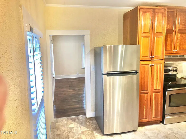 1009 Liberty Cir — Photo 7