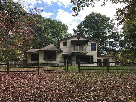 3rd image of 21 Sunnybrook Dr