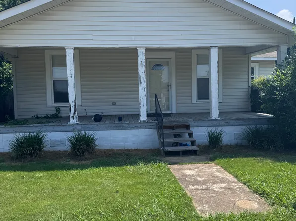 2111 Forest Lake Dr, Tuscaloosa, AL 35401