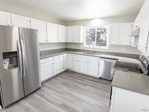 2nd image of 518 Redwood Cir