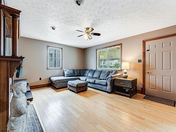 2nd image of 309 Highland Ave