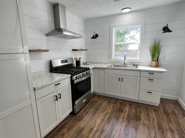 504 Marvin Avenue, Ava, MO 65608