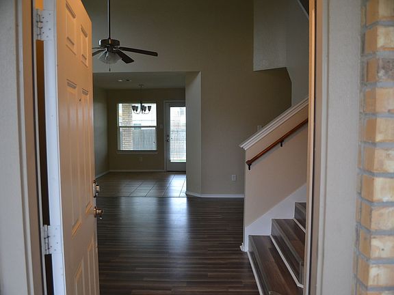 4th image of 9614 Fratelli Ct