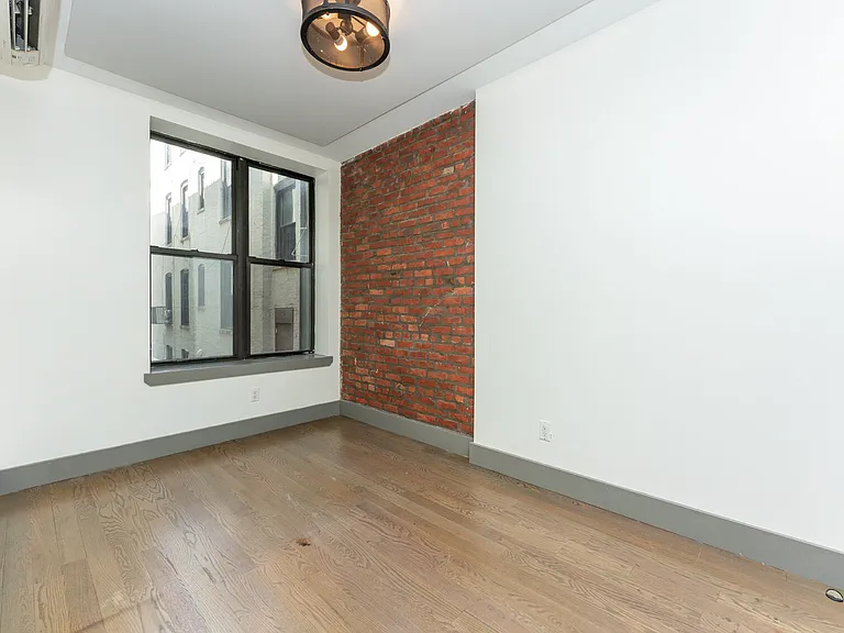 1649 Summerfield St #3C — Photo 6