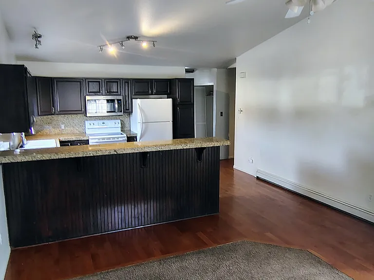 491 Coronado Way #C — Photo 5