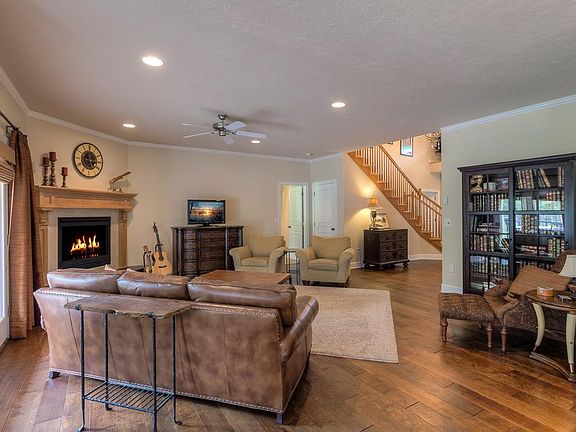 5th image of 17708 N Summerwood Dr
