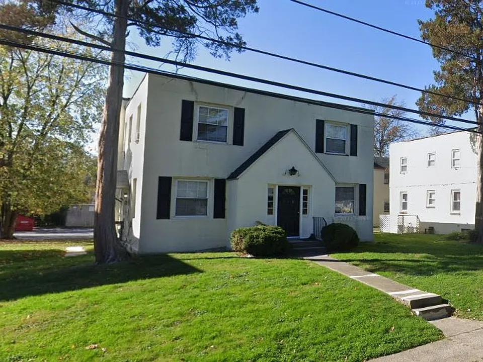 1010 Beechwood Ave