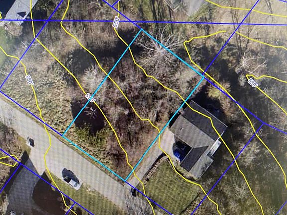 2nd image of 1293 Cresthaven Dr
