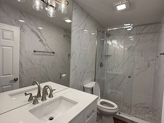 4th image of 467 Harmony Dr #467
