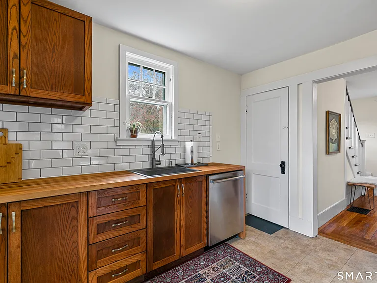 53 Turner Ave — Photo 19