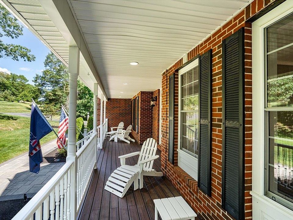55 Cedar Crest Lane, Auburn, NH 03032 | Zillow