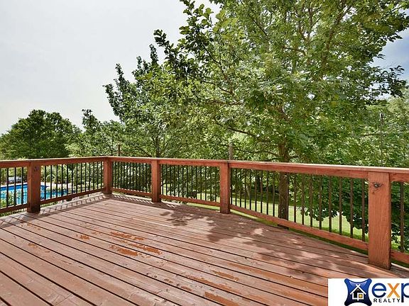 3rd image of 2615 Blackhawk Dr