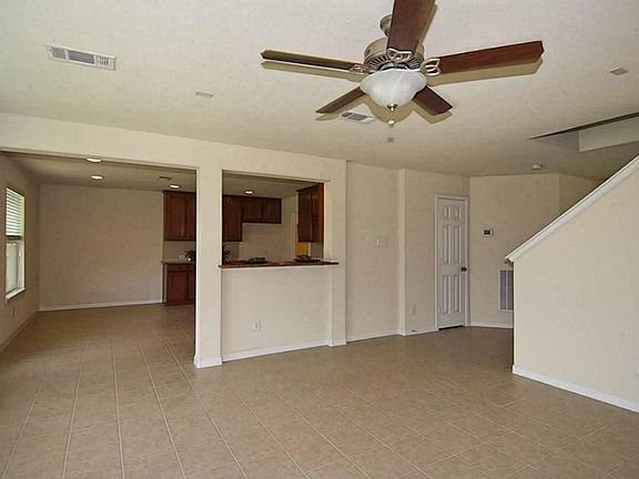 4th image of 18110 Cimmaron Oak Ln