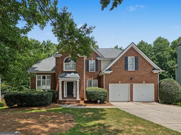 3935 Canterbury Walk Dr, Duluth, GA 30097