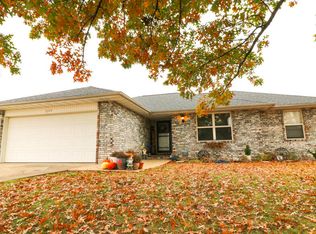 3344 S Meadowlark Ave, Springfield, MO 65807